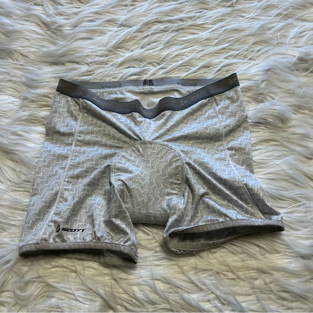 Scott padded bike shorts